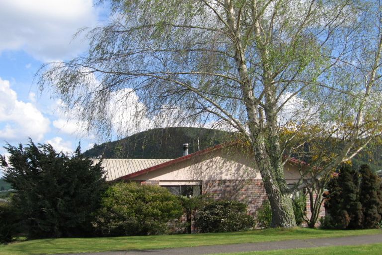 Photo of property in 27 Hall Road, Ngongotaha, Rotorua, 3010