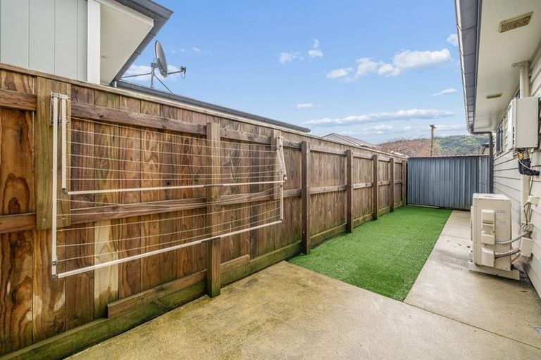 Photo of property in 10 Poulson Grove, Trentham, Upper Hutt, 5018