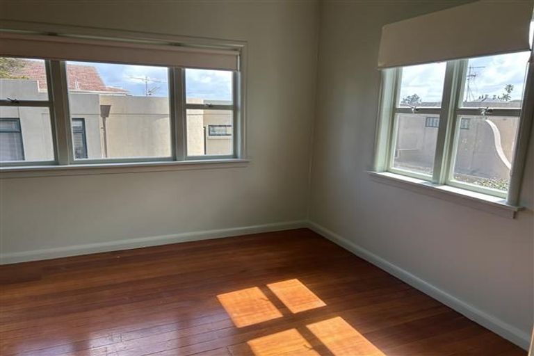 Photo of property in 56 Polygon Road, Saint Heliers, Auckland, 1071