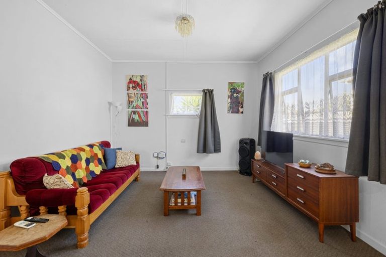 Photo of property in 51a Richmond Street, Waitara, 4320