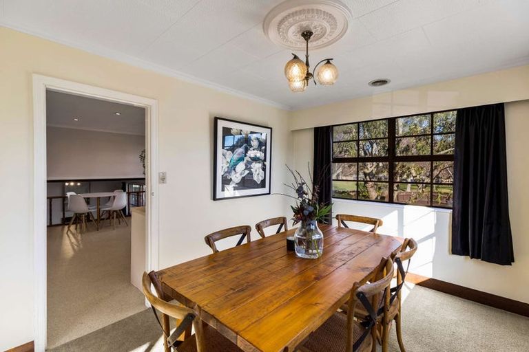 Photo of property in 5 Aiken Road, Saint Johns Hill, Whanganui, 4501