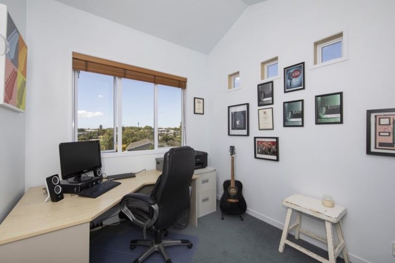 Photo of property in 11 Sunny Brae Crescent, Westmere, Auckland, 1022