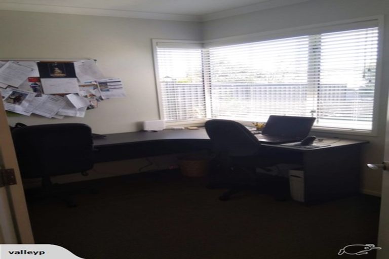 Photo of property in 19 Karoola Place, Havelock North, 4130