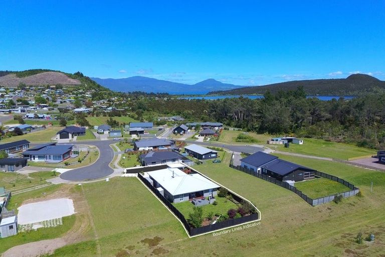 Photo of property in 5 Kohuhu Place, Motuoapa, 3382