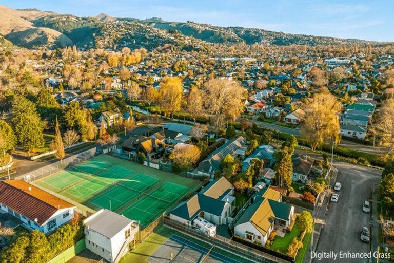 Photo of property in 12 Locarno Street, Opawa, Christchurch, 8023