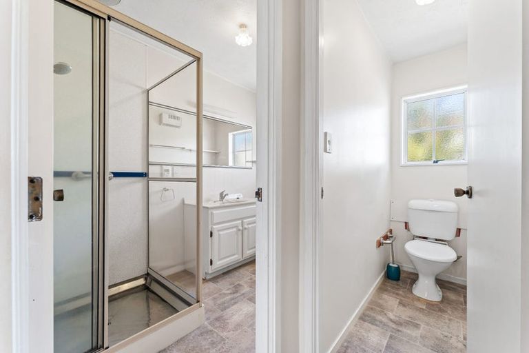 Photo of property in 1/113 Rosario Crescent, Red Beach, 0932