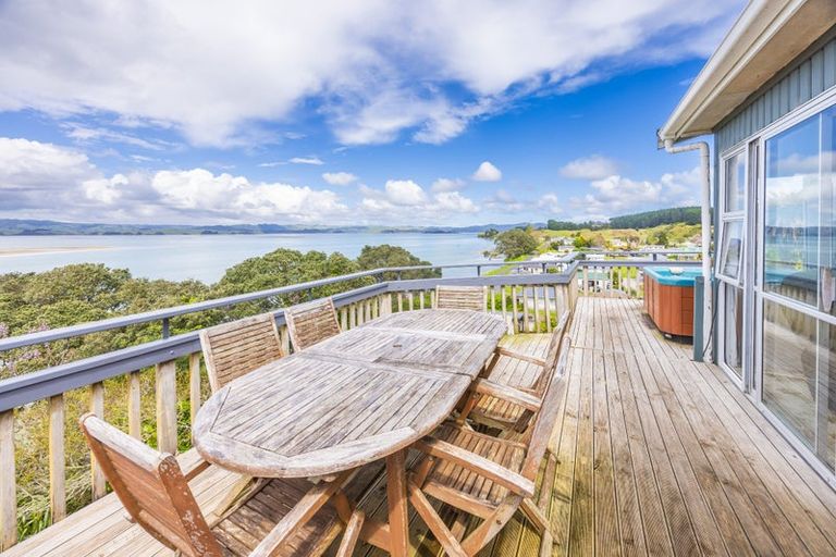 Photo of property in 102 Amopo Street, Kawhia, 3889