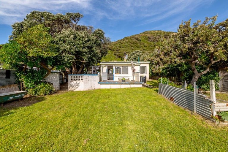 Photo of property in 1598 Cape Palliser Road, Cape Palliser, Featherston, 5772