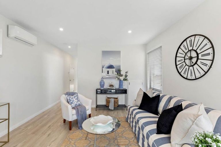 Photo of property in 3/20 Mountain Road, Mount Wellington, Auckland, 1072