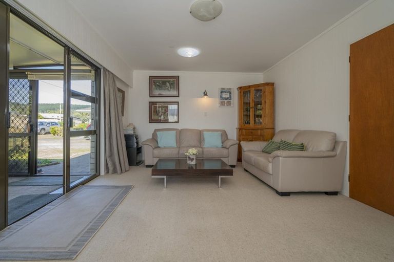 Photo of property in 325a Barrowclough Road, Whangamata, 3620