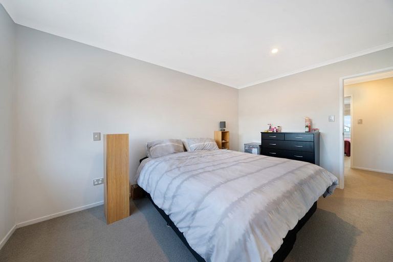 Photo of property in 5 Tuatua Road, Hobsonville, Auckland, 0616