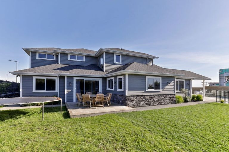 Photo of property in 2 Calcutta Road, Pukekohe, 2120