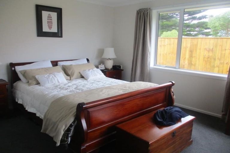 Photo of property in 53 Seagrass Place, Otaki Beach, Otaki, 5512
