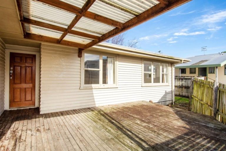 Photo of property in 8 Windsor Road, Bellevue, Tauranga, 3110