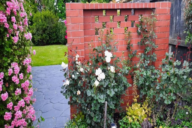 Photo of property in 2/137 Harewood Road, Papanui, Christchurch, 8053