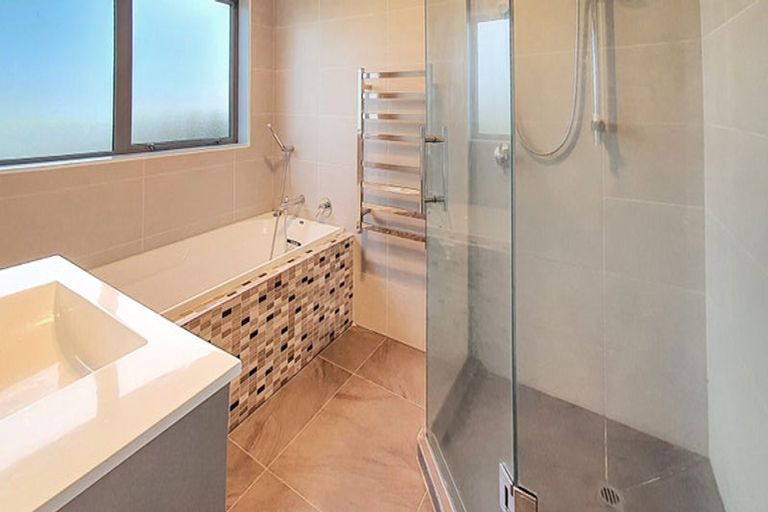 Photo of property in 81 Babich Road North, Ranui, Auckland, 0612