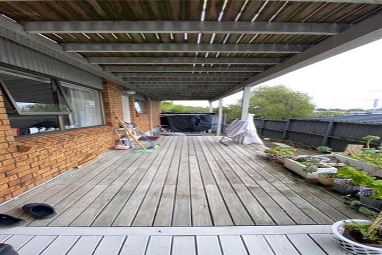 Photo of property in 859 Beach Road, Waiake, Auckland, 0630