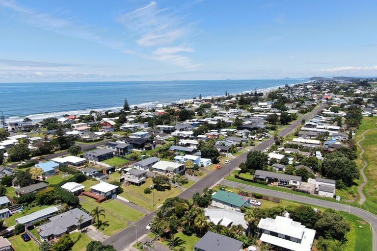 Photo of property in 5a Hillview Road, Waihi Beach, 3611
