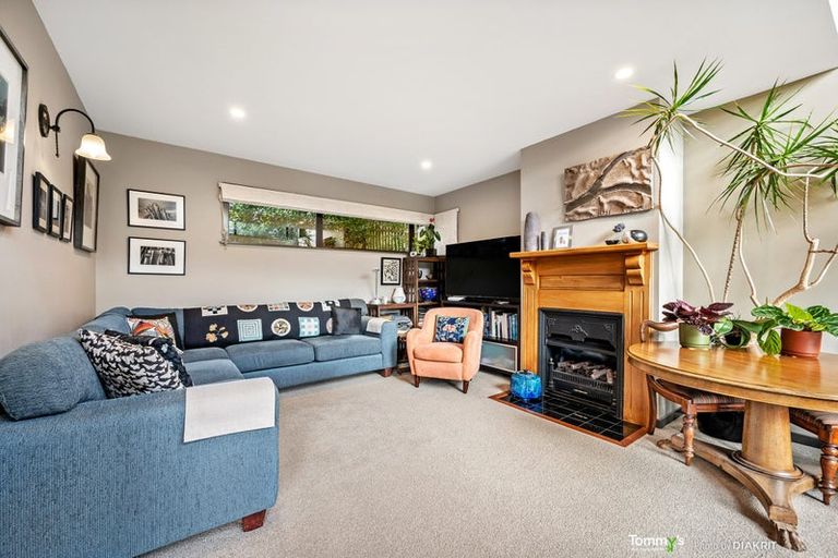 Photo of property in 5d Raroa Road, Kelburn, Wellington, 6012