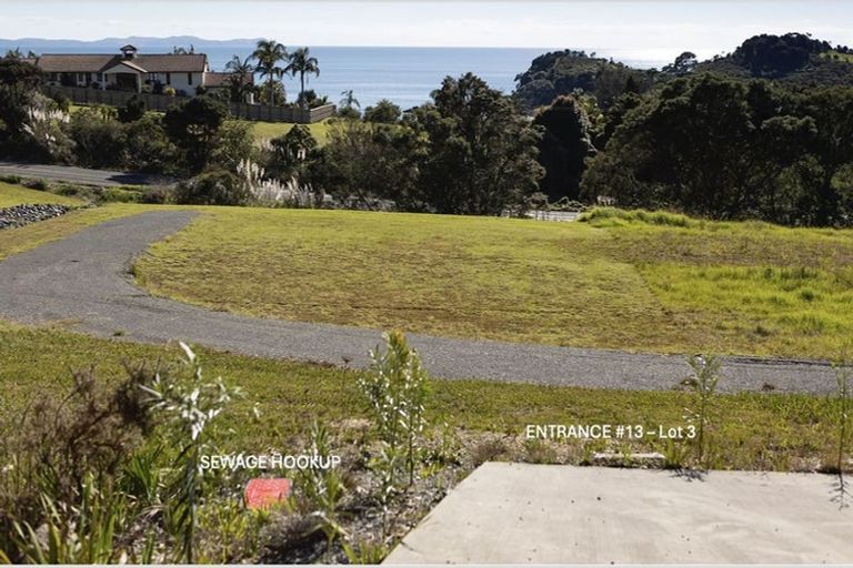Photo of property in 13 Coachmans Way, Cable Bay, 0420