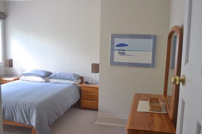 Photo of property in 13 Selwyn Road, Hospital Hill, Napier, 4110