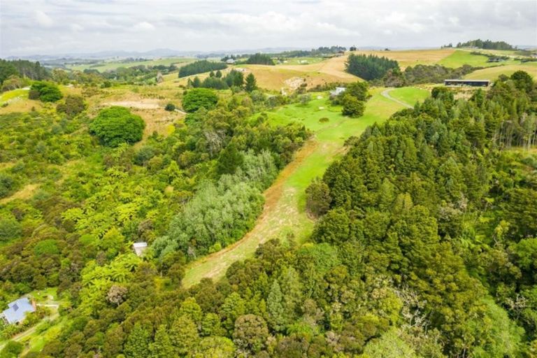 Photo of property in 23 Carters Road, Amberley, 7410