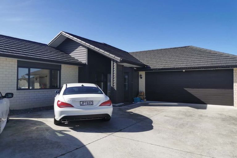 Photo of property in 8 Northbrook Glen, Flagstaff, Hamilton, 3210