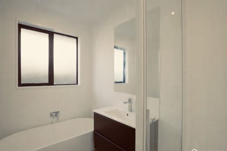 Photo of property in 35 Herridge Street, Woodend, 7691