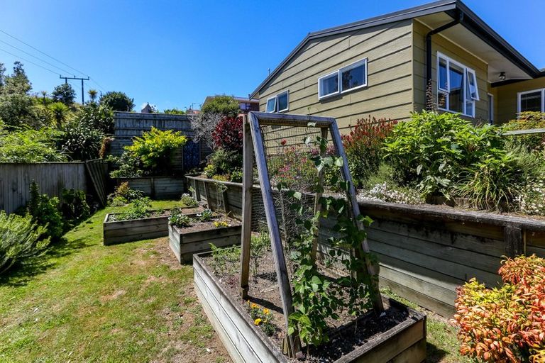 Photo of property in 11 Puketotara Street, Highlands Park, New Plymouth, 4312