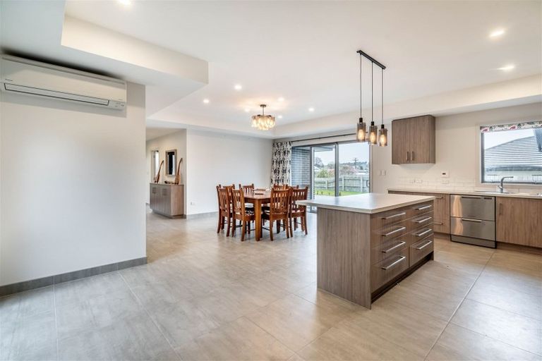 Photo of property in 14 Mary Street, Gore, 9710