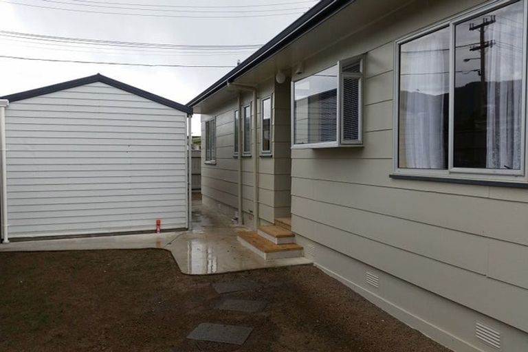 Photo of property in 2 Guiness Street, Avalon, Lower Hutt, 5011