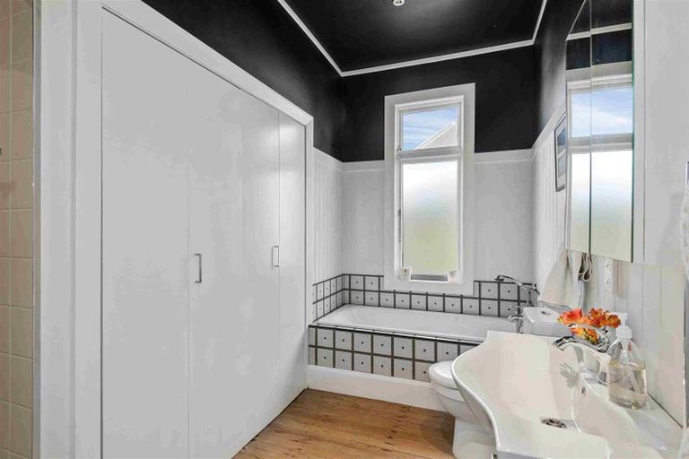 Photo of property in 88 Mays Road, St Albans, Christchurch, 8052