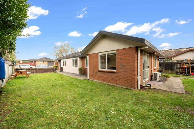 Photo of property in 10 Portrush Lane, Takanini, 2112