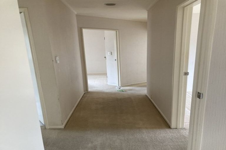 Photo of property in 32 Maurice Borich Place, Henderson, Auckland, 0610