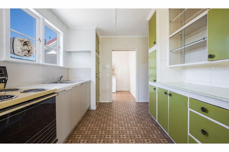 Photo of property in 26 Biddle Crescent, Taita, Lower Hutt, 5011