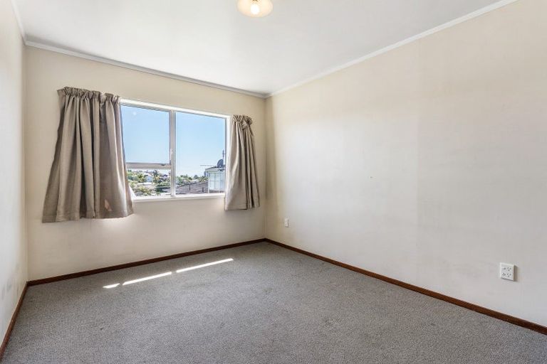 Photo of property in 1/8 Corunna Road, Milford, Auckland, 0620
