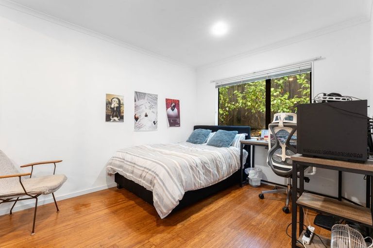 Photo of property in 12b Kimberly Grove, Greenhithe, Auckland, 0632