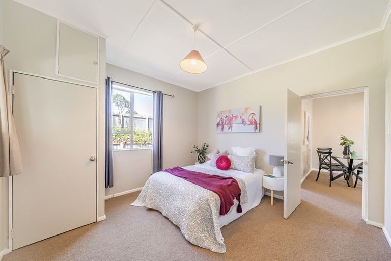 Photo of property in 6 Bristol Street, Trentham, Upper Hutt, 5018