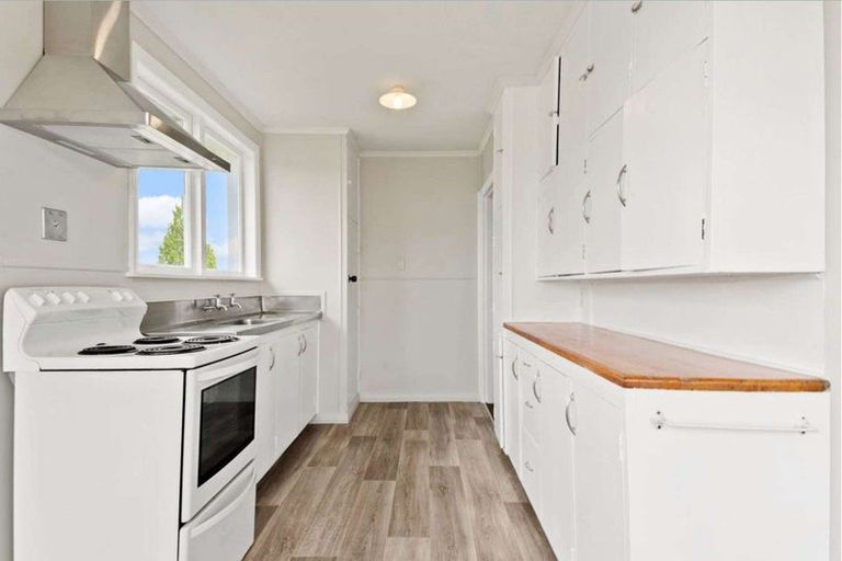 Photo of property in 64 Te Puea Avenue, Meremere, Mercer, 2474
