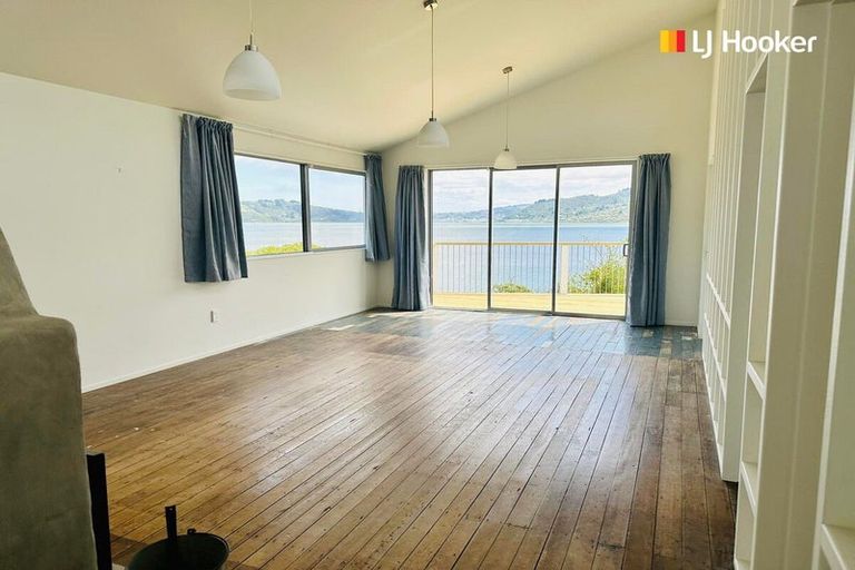 Photo of property in 6 Bewley Avenue, Macandrew Bay, Dunedin, 9014
