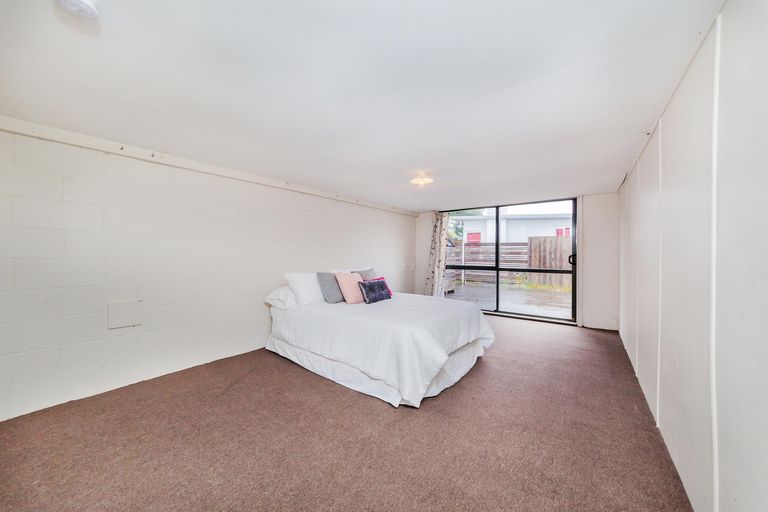 Photo of property in 2/3 Martin Road, Manurewa, Auckland, 2102