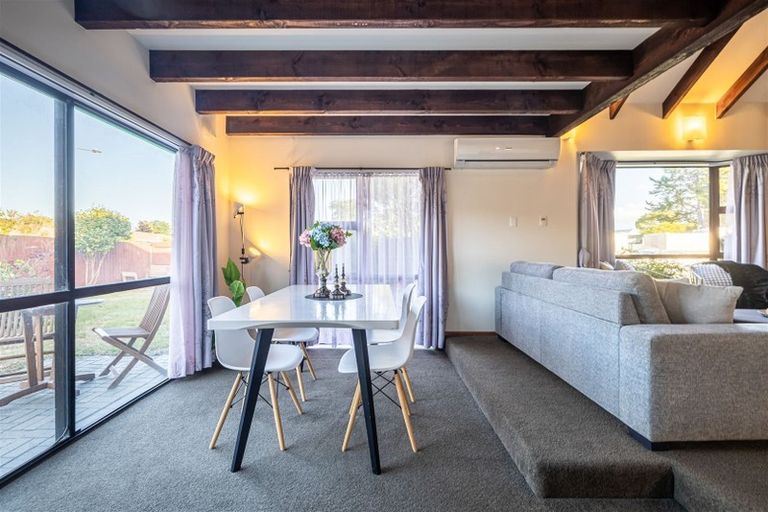 Photo of property in 233 Queenspark Drive, Parklands, Christchurch, 8083