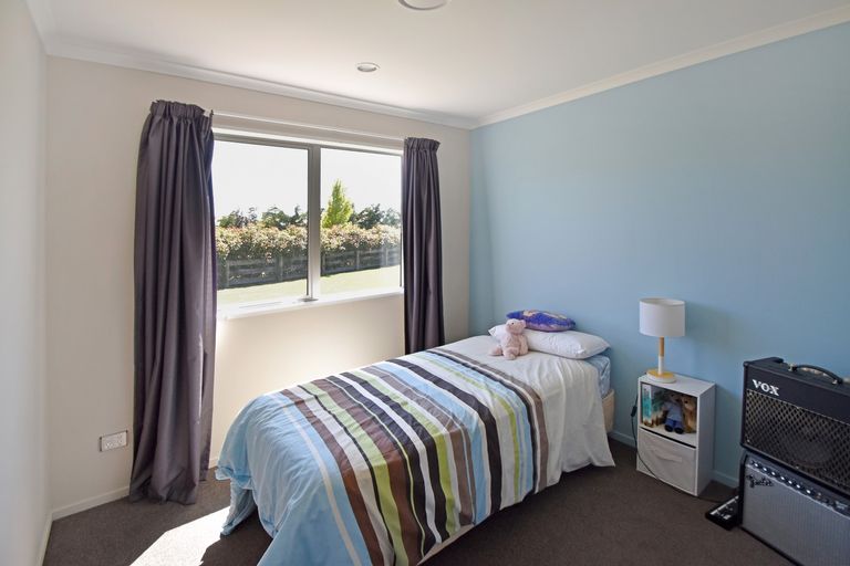 Photo of property in 73 Irishman Drive, Twizel, 7901