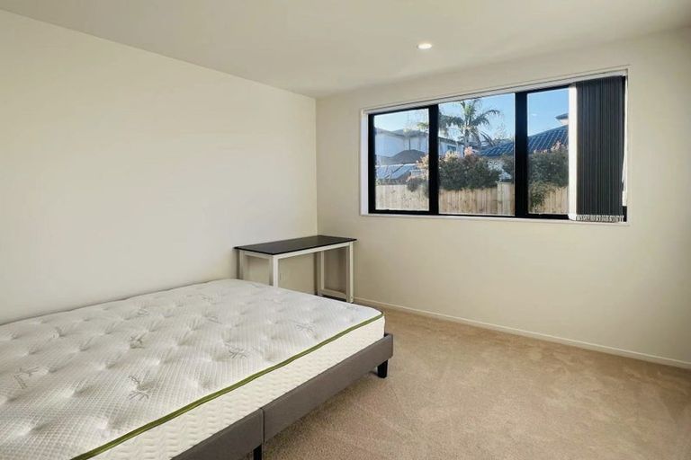 Photo of property in 5/11 Rengarenga Rise, Fairview Heights, Auckland, 0632