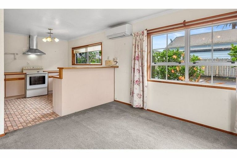 Photo of property in 26a Mains Avenue, Kensington, Whangarei, 0112
