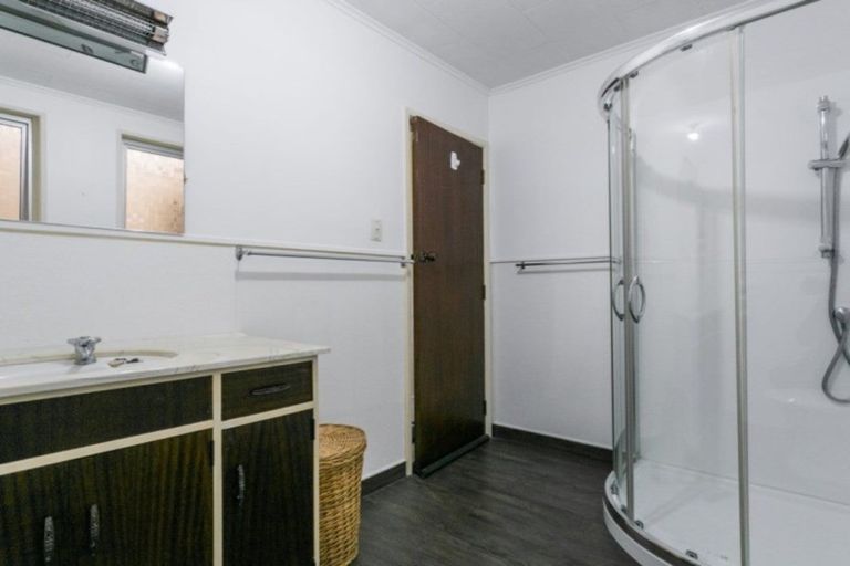 Photo of property in 2/5 Danvers Street, Havelock North, 4130