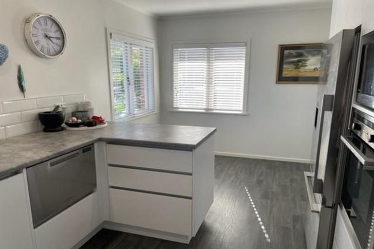 Photo of property in 1/3 Cameron Street, Papakura, 2110