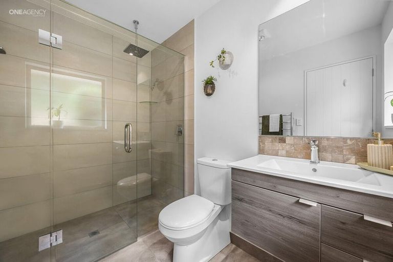 Photo of property in 19 Franklin Drive, Rangiora, 7400