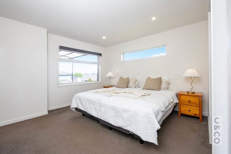 Photo of property in 96 Pohutukawa Parade, Riverhead, 0820
