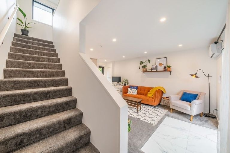 Photo of property in 3/123 Cambridge Terrace, Fairfield, Lower Hutt, 5011